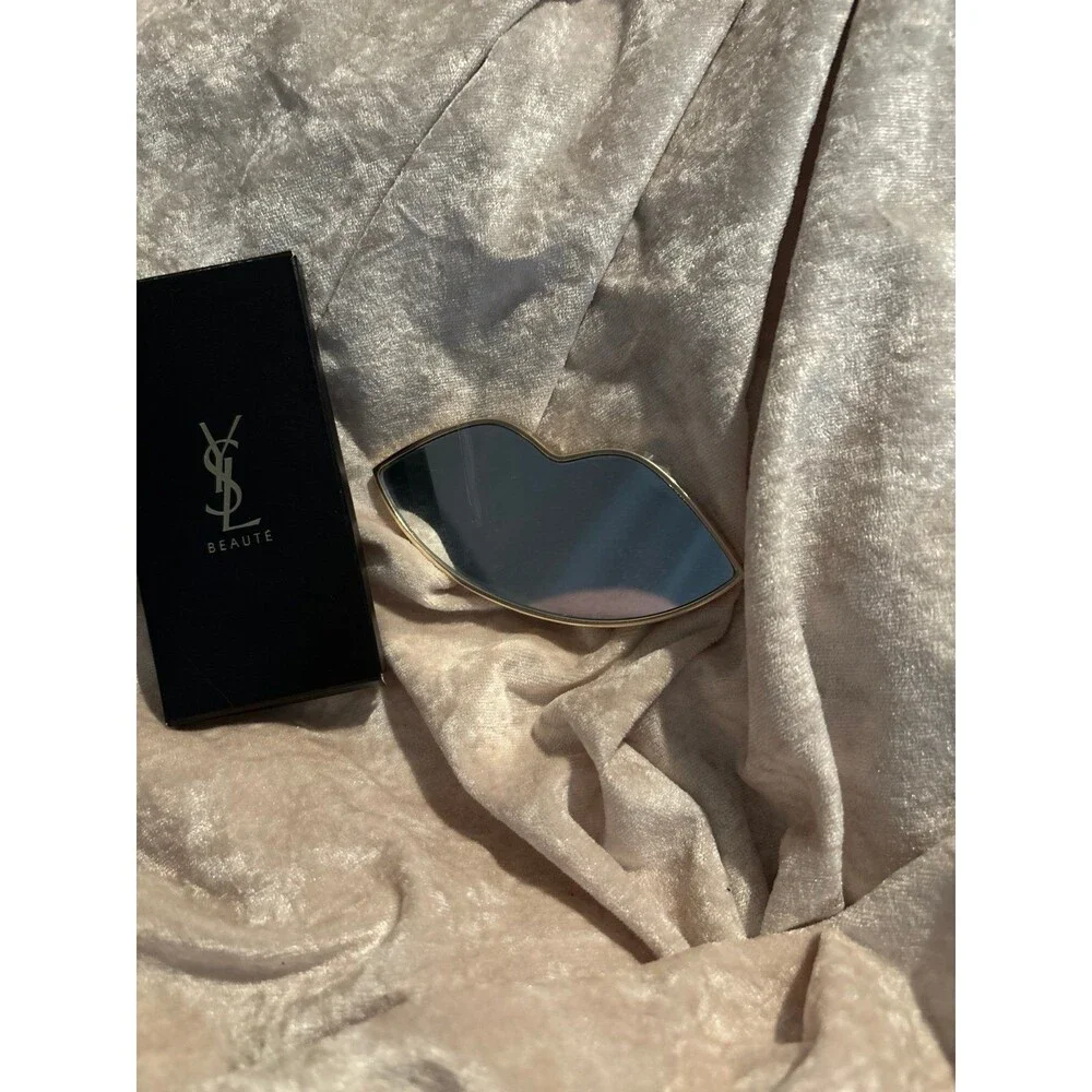 YSL mirror - Picture 3 of 3